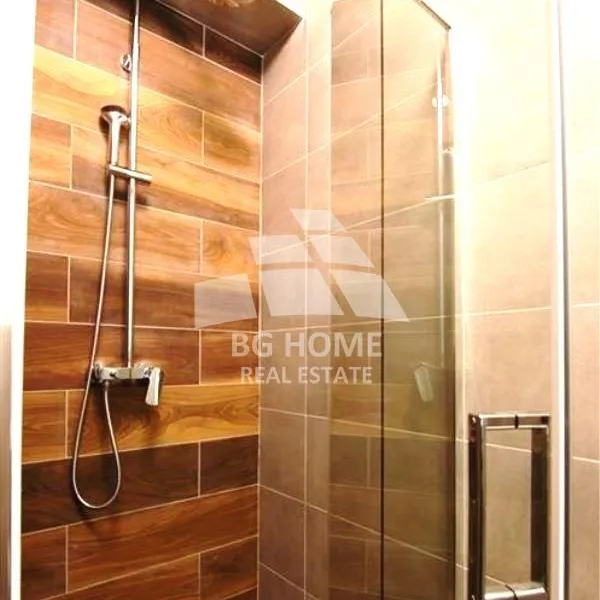 Četvorosoban stan na prodaju, Trg Republike, Beograd, 109m², 598.000 €