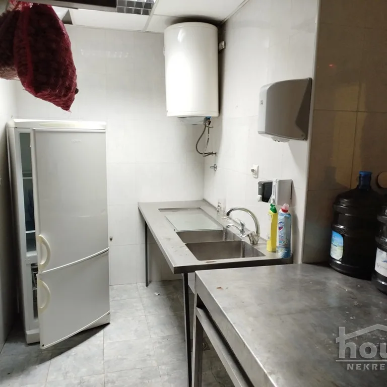 Lokal Prodaja Novi Sad  86 m2