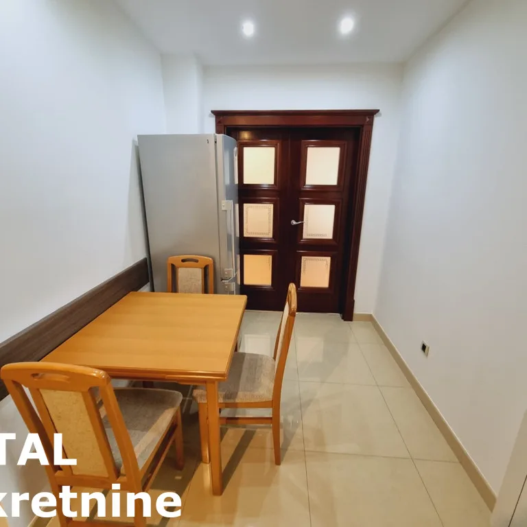 Dvosoban stan na prodaju, Lipov Gaj, Novi Sad, 70m², 170.000 €
