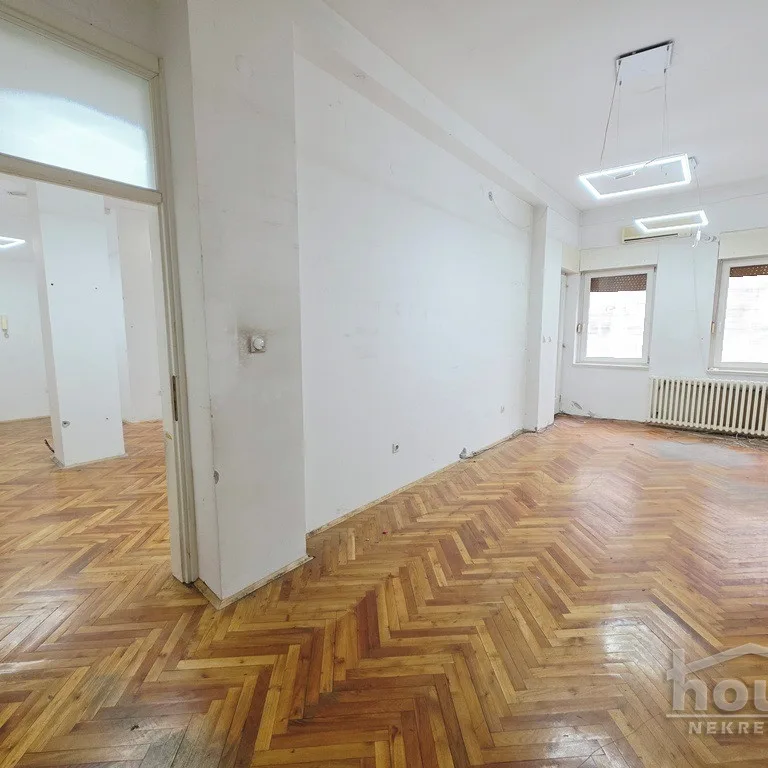 Lokal za izdavanje, Bulevar Oslobođenja, Novi Sad, 140m², 2.100 €/mes