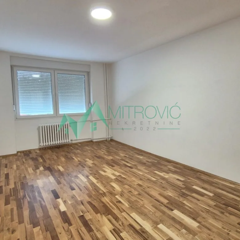 Stan Prodaja Novi Sad  95 m2