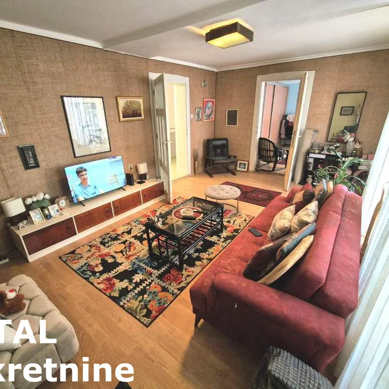 Četvorosoban stan na prodaju, Centar, Novi Sad, 115m², 3. sprat, 290.000 €