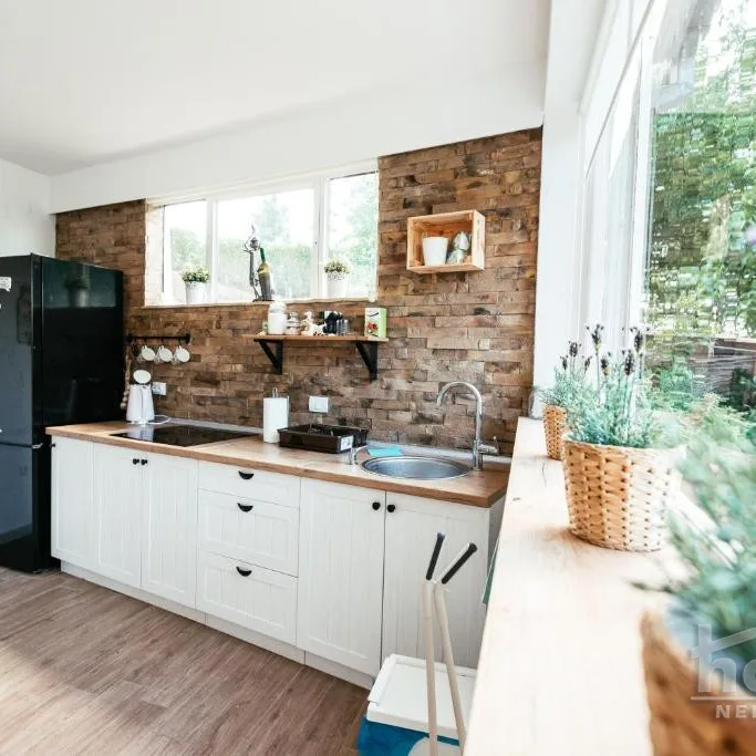 Kuća Izdavanje Novi Sad Ribnjak 170 m2