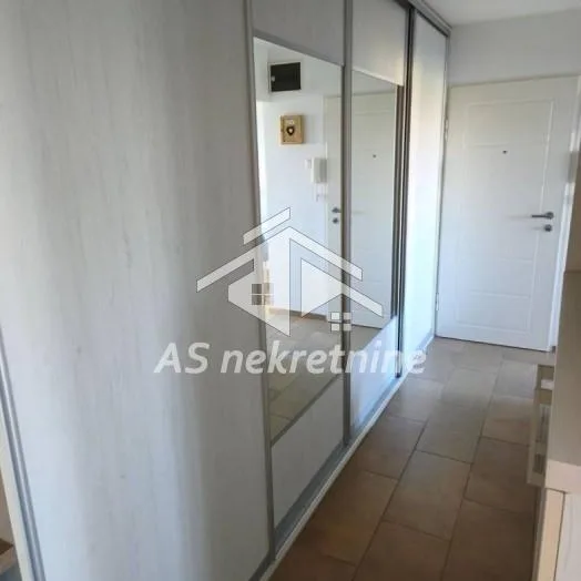 Stan Izdavanje Beograd Blok 28 58 m2