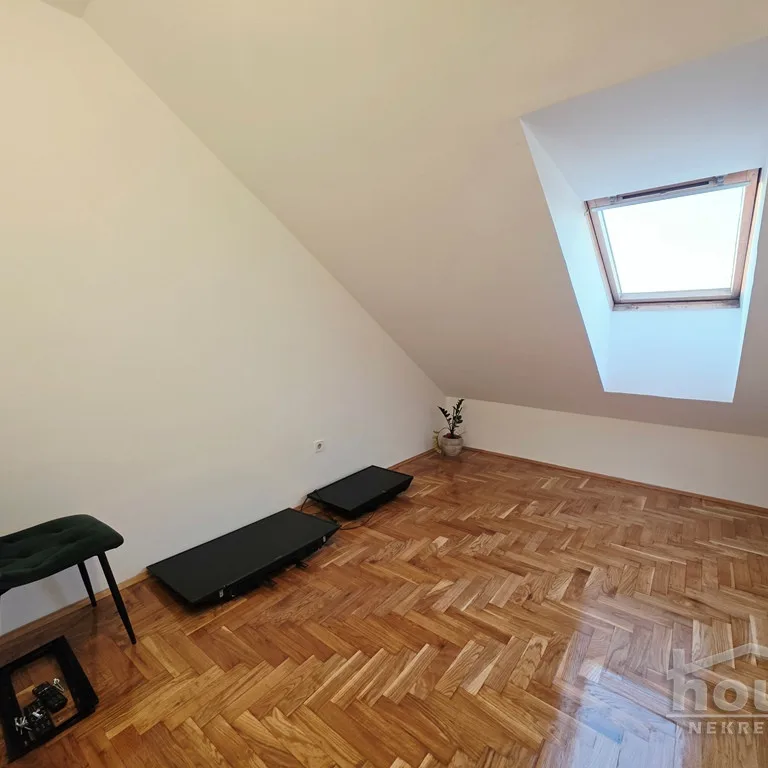 Troiposoban stan na prodaju, Nova Detelinara, Novi Sad, 66m², 5. sprat, 222.500 €