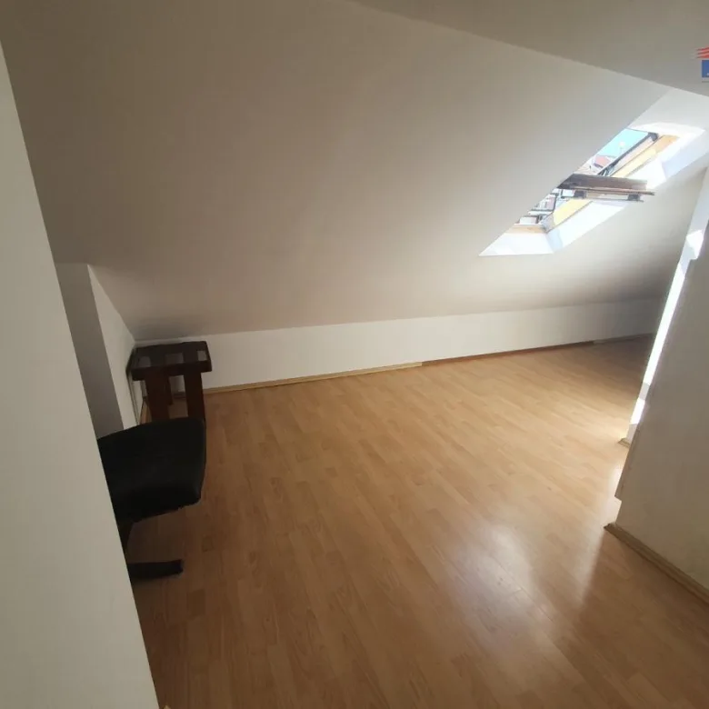 Stan Izdavanje Novi Sad  38 m2
