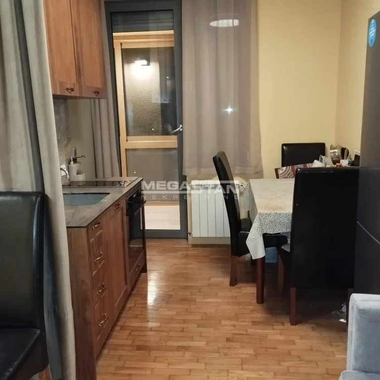 Stan Prodaja Beograd Gradska Bolnica 109 m2