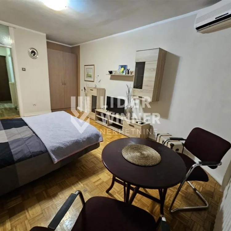 Stan Izdavanje Beograd Slavija 27 m2