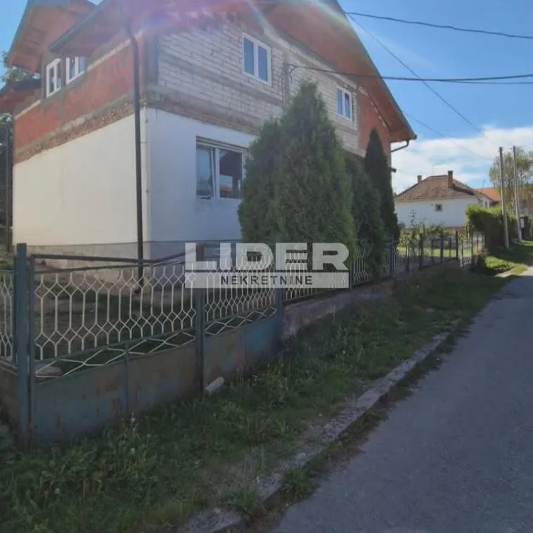 Kuća Prodaja Beograd  218 m2