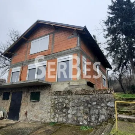 Kuća Prodaja Inđija  160 m2