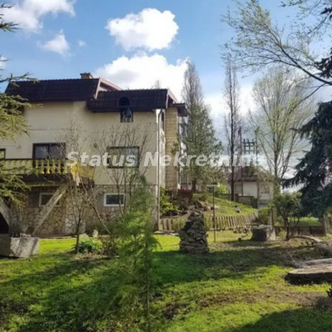 Kuća Prodaja Bačka Topola  465 m2