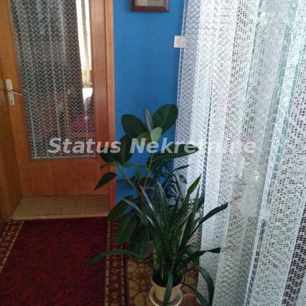 Kuća Prodaja Temerin  450 m2