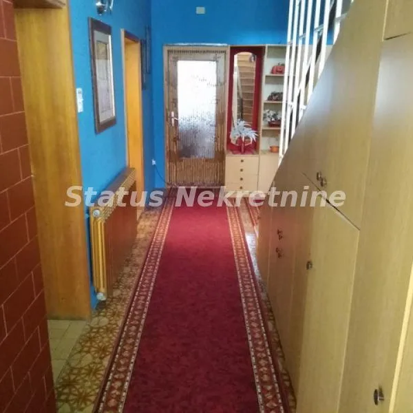 Kuća Prodaja Temerin  450 m2