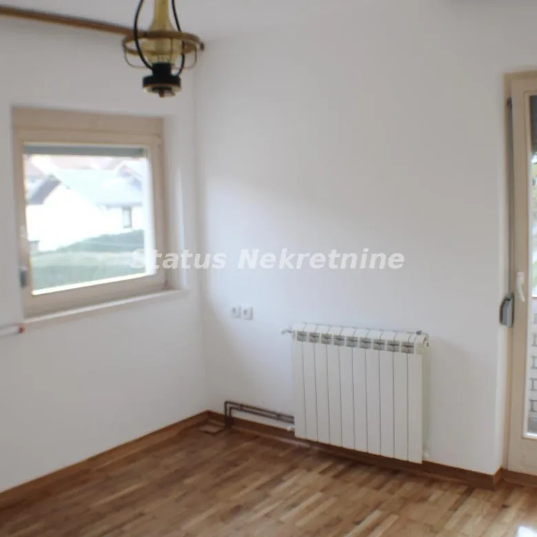 Kuća Izdavanje Novi Sad  160 m2