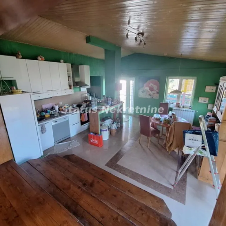Kuća Prodaja Beočin  135 m2