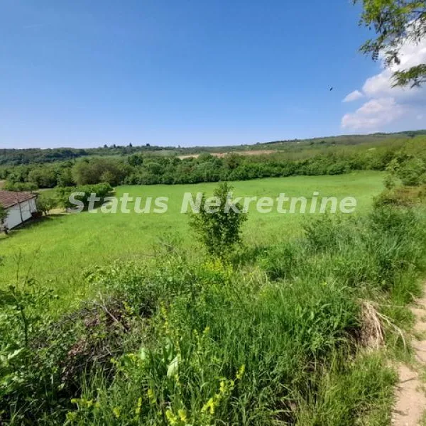 Plac Prodaja Irig  0 m2