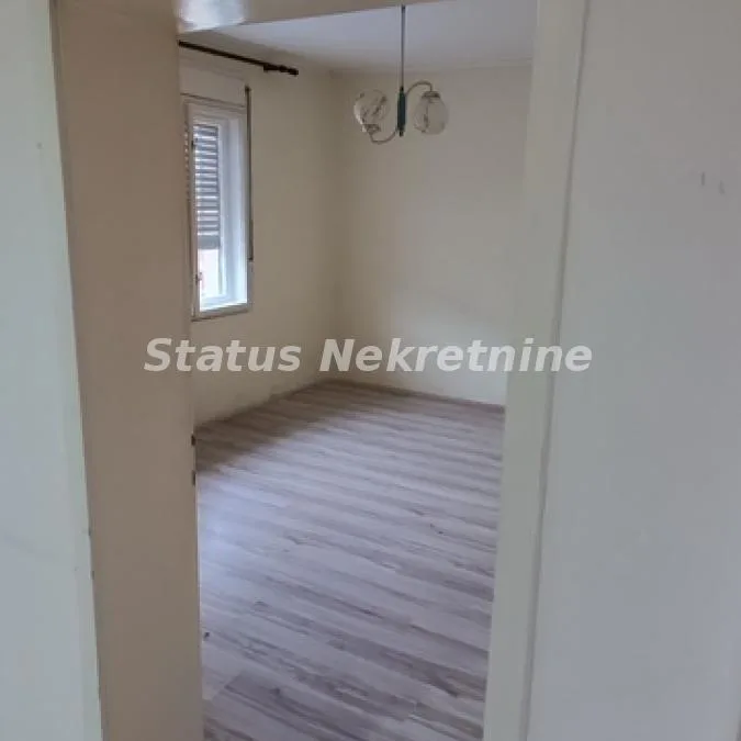 Kuća Prodaja Šid  122 m2