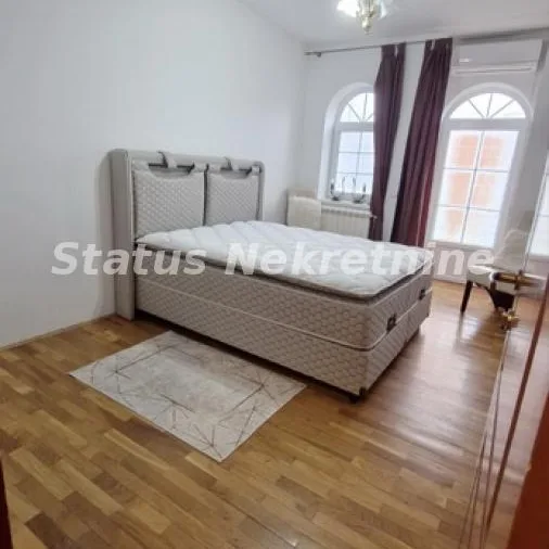 Kuća Prodaja Novi Sad  338 m2