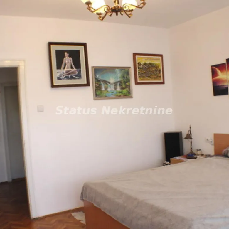Stan Prodaja Novi Sad  77 m2