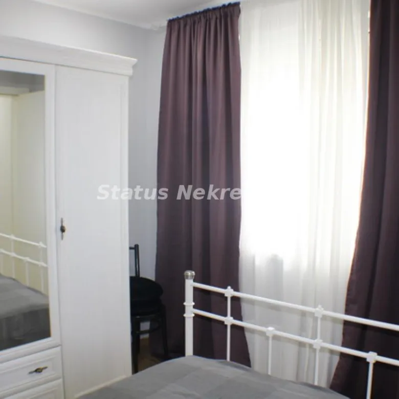 Stan Prodaja Novi Sad  50 m2