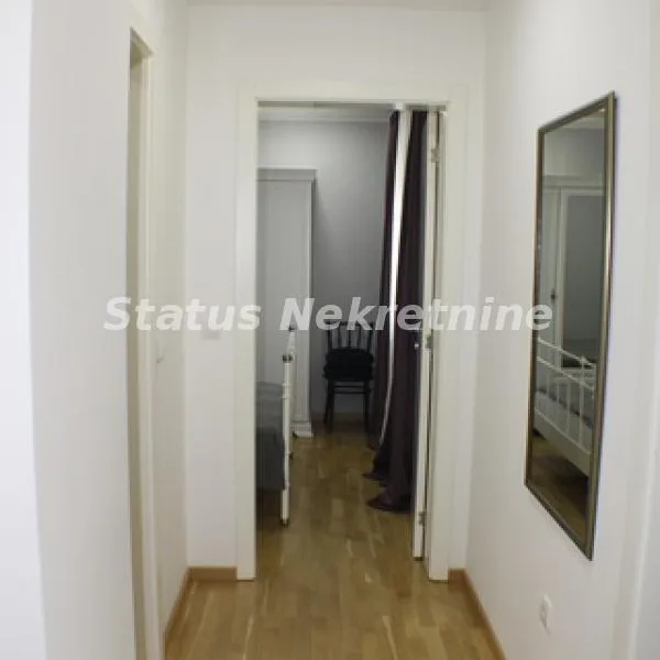 Stan Prodaja Novi Sad  50 m2