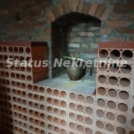 Lokal Prodaja Sremski Karlovci  500 m2