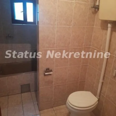 Kuća Prodaja Novi Sad  200 m2
