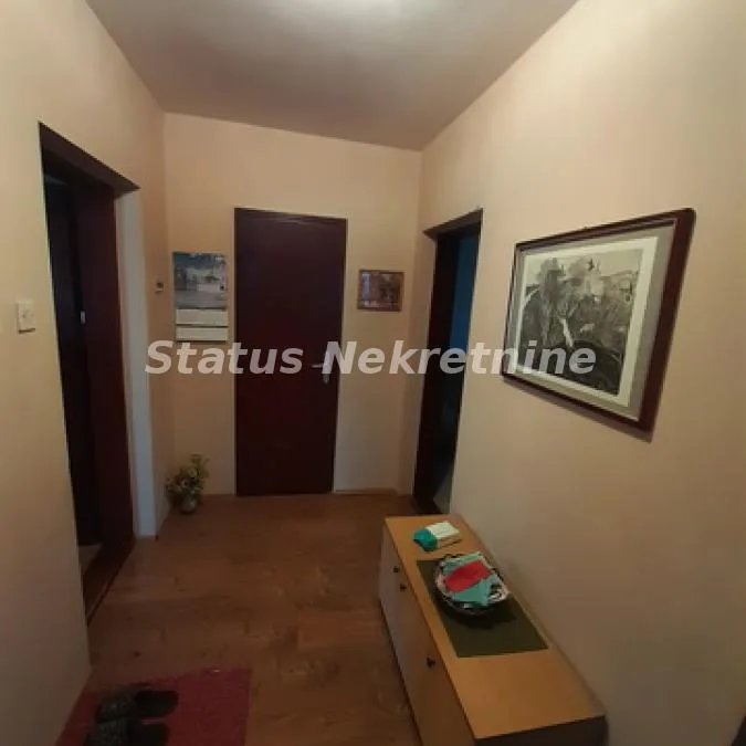 Kuća Prodaja Novi Sad  228 m2