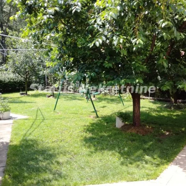 Kuća Prodaja Novi Sad  240 m2