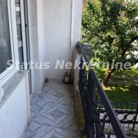 Kuća Prodaja Novi Sad  240 m2