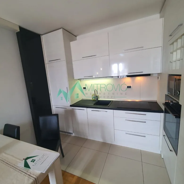 Stan Prodaja Novi Sad  42 m2