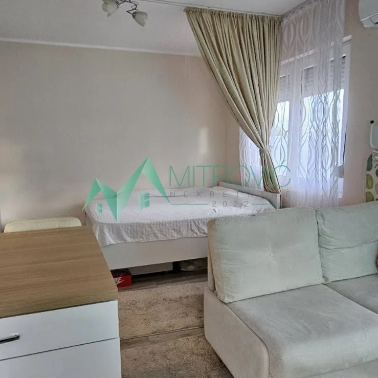 Stan Prodaja Novi Sad  27 m2