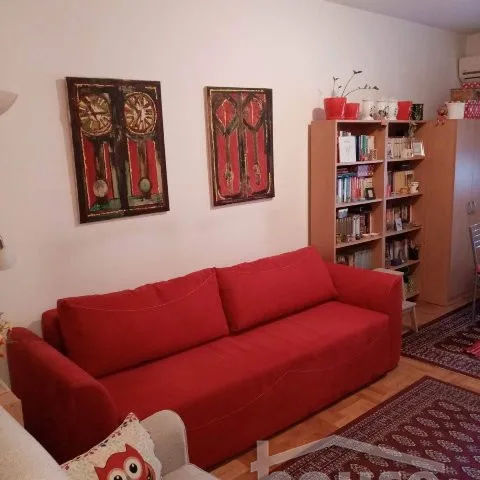 Jednosoban stan na prodaju, Centar, Novi Sad, 30m², 2. sprat, 123.600 €