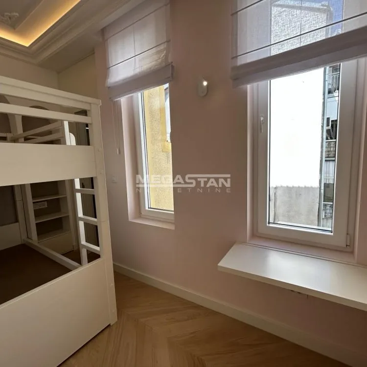 Četvorosoban stan na prodaju, Krunski Venac, Beograd, 100m², 530.000 €