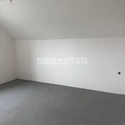 Kuća na prodaju, Ugrinovci, Beograd, 114m², 150.000 €