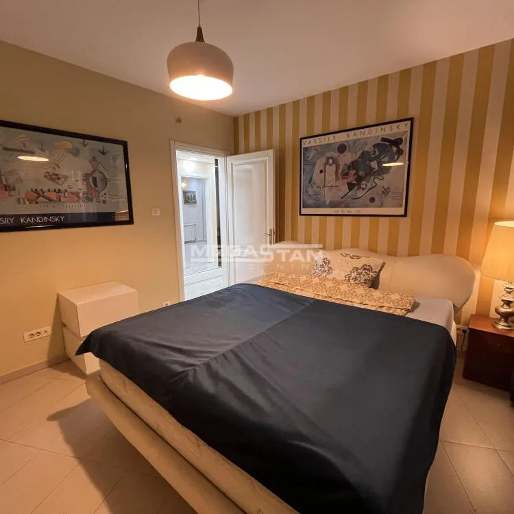 Četvorosoban stan za izdavanje, Hram Svetog Save, Beograd, 185m², 2.500 €/mes