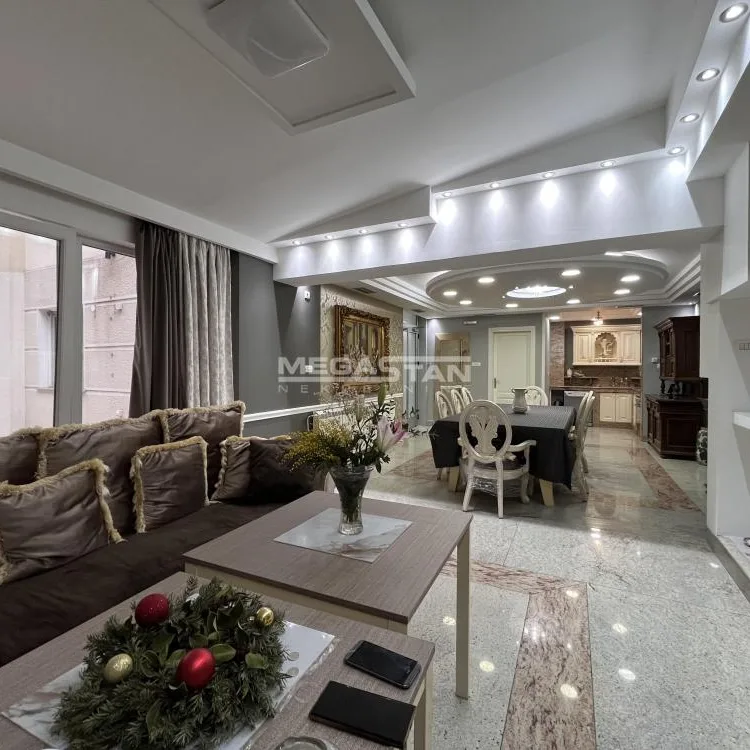 Četvorosoban stan za izdavanje, Hram Svetog Save, Beograd, 185m², 2.500 €/mes