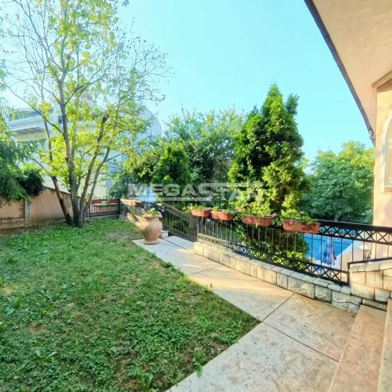 Kuća na prodaju, Dedinje, Beograd, 600m², 3.699.000 €