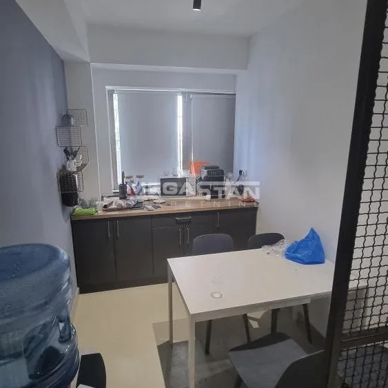 Lokal za izdavanje, Vidikovac, Beograd, 162m², 2.675 €/mes