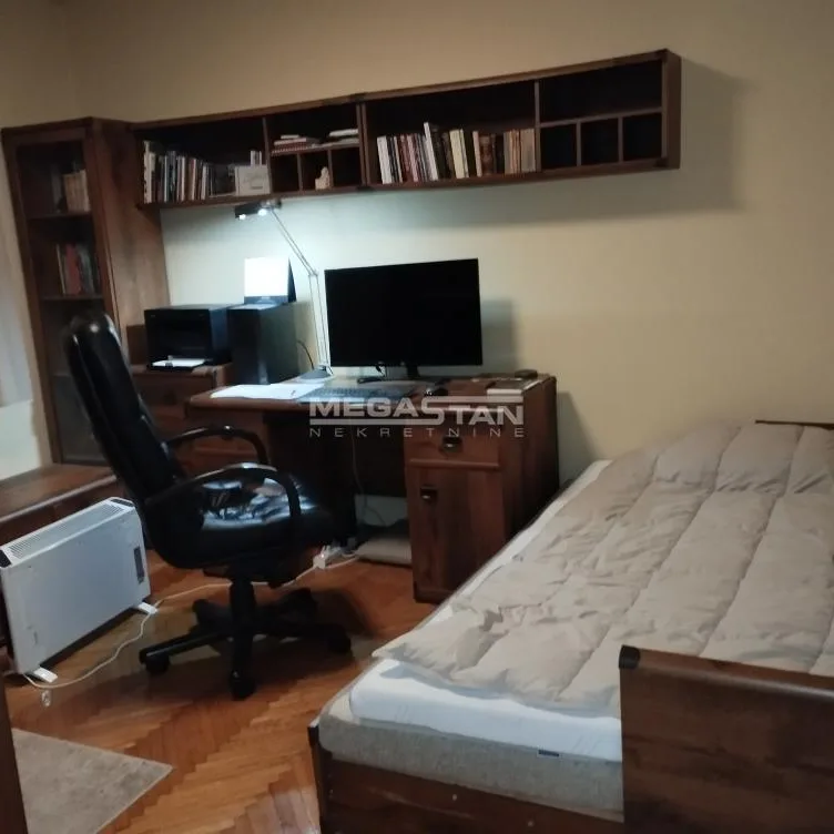 Četvorosoban stan na prodaju, Gradska Bolnica, Beograd, 109m², 348.000 €