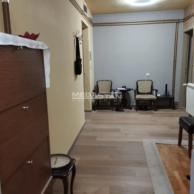 Četvorosoban stan na prodaju, Gradska Bolnica, Beograd, 109m², 348.000 €