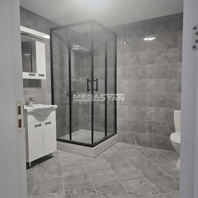 Dvosoban stan na prodaju, Žarkovo, Beograd, 57m², 108.300 €