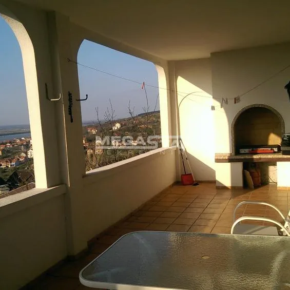 Kuća na prodaju, Višnjička Banja, Beograd, 414m², 595.000 €