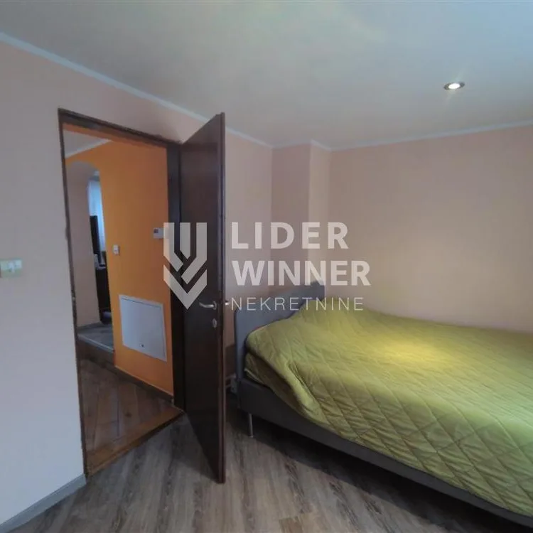 Kuća na prodaju, Zvezdarska Šuma, Beograd, 214m², 330.000 €