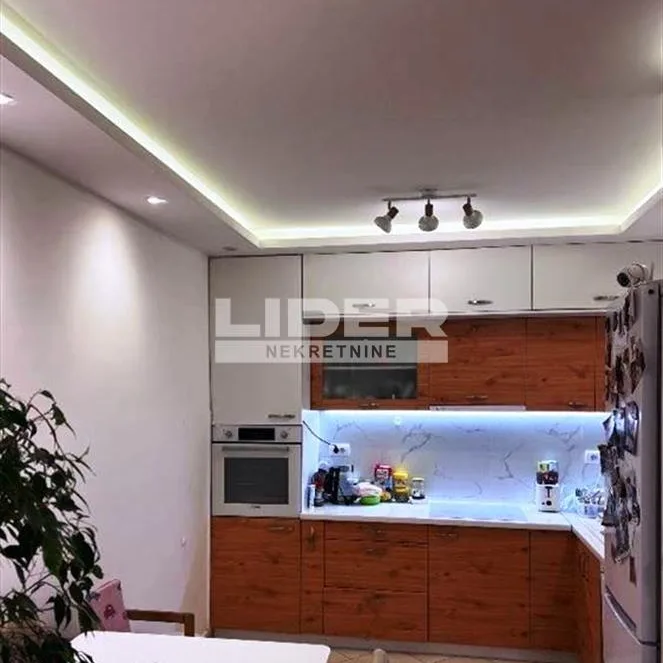 Dvoiposoban stan na prodaju, Zvezdarska Šuma, Beograd, 63m², 189.000 €