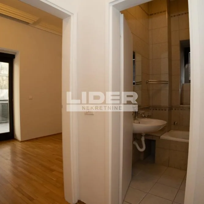 Kuća za izdavanje, Autokomanda, Beograd, 550m², 4.900 €/mes