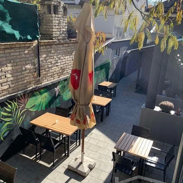 Lokal na prodaju, Centar, Sremski Karlovci, 250m², 257.500 €
