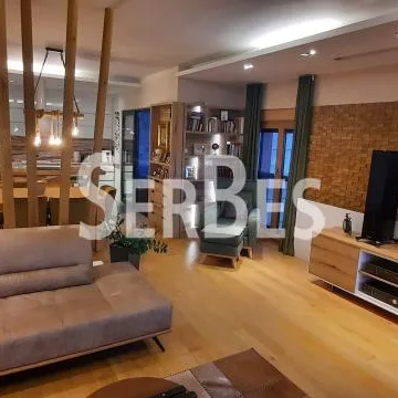 Četvorosoban stan na prodaju, Centar, Novi Sad, 132m², 566.500 €
