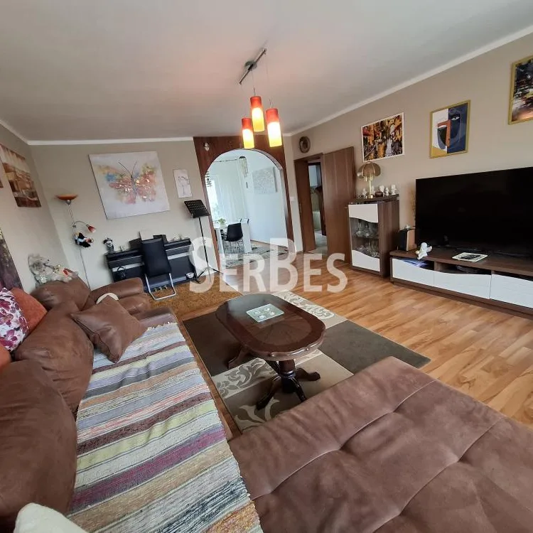 Kuća na prodaju, Bocke, Novi Sad, 272m², 298.700 €