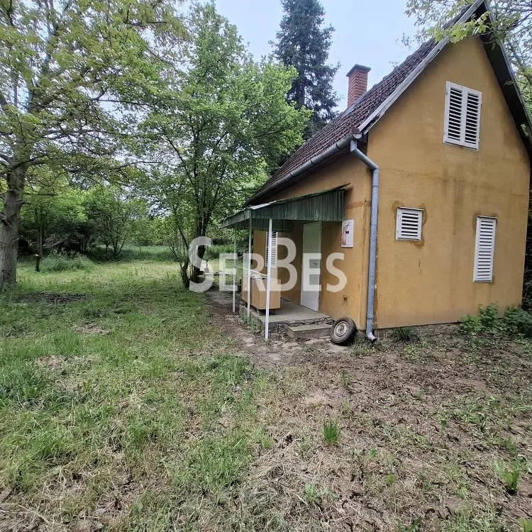 Plac na prodaju, Čerević, Beočin, 10,48 ari, 47.000 €